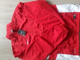 Větrovka Nike - 6
