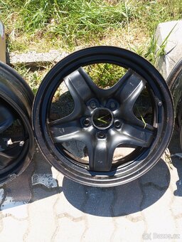 Plechy Ford 16" - 6