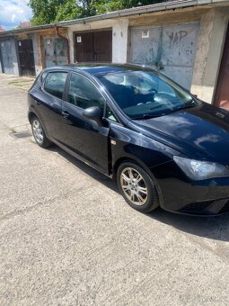 Prodám Seat Ibiza 1.4i 16 ventil 63kw R.2013 - 6