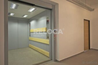 Skladový prostor 272m2, Praha 9 - Horní Počernice, ul. Ve Žl - 6