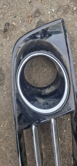 Prava krytka narazniku radaru audi A8 4H D4 - 6