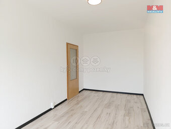 Pronájem bytu 3+1, 67 m², Jindřichův Hradec, ul. Kosmonautů - 6