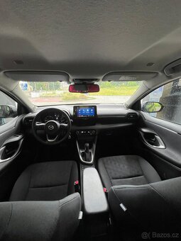Mazda 2 HYBRID - 6