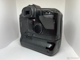 Canon EOS 1 HS - 6
