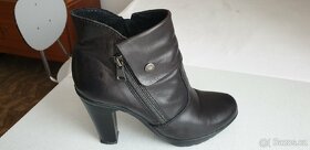 Dámské boty Lasocki vel.39 - 6