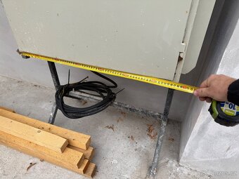 Stavební rozvadeč - 6