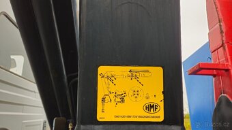 Hákový nosič kontejnerů s hyd. rukou Mercedes AXOR - 6