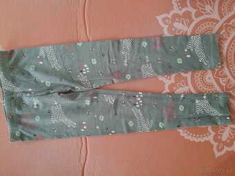 Dívka 4-6 let - Legíny, kalhoty, trička, šaty - 6