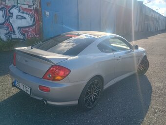 Hyundai coupe Tiburon 2.7 V6 - 6