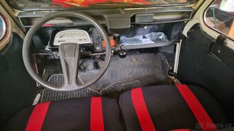 Citroen 2CV - 6