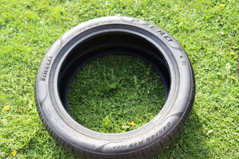 Prodám pneumatiky 245/45 R19 Pirelli P ZERO - 6