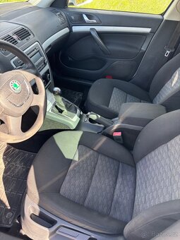 Škoda Octavia 2 1.6tdi 77kw - 6
