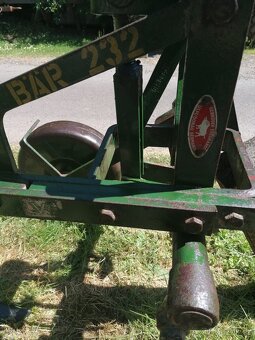 PRODÁM JEDNORADLIČNÝ PLUH - 6