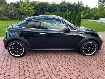 Mini Cooper 2.0SD 105KW,XENON,NAVI,KůŽE.1MAJITELKA - 6