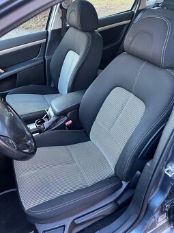 Peugeot 407 2.0HDi - 6