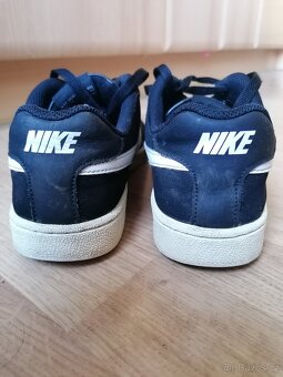 Botasky NIKE v. 40,5 - 6