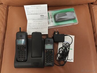 retro 2x Nokia 1011 + originál stojánek + nabíječka - 6