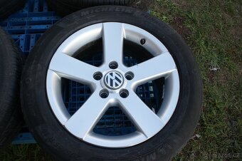 original hezka prohnuta alu kola VW letni a Audi Skoda Seat - 6
