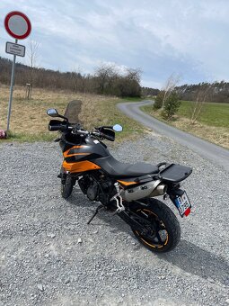 Ktm smt 990 - 6