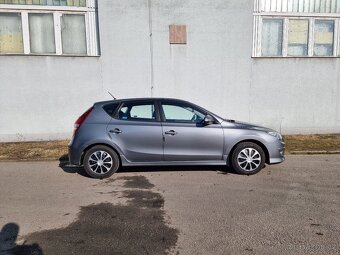Hyundai i30 1.4i 80kw, tažné, klima - 6