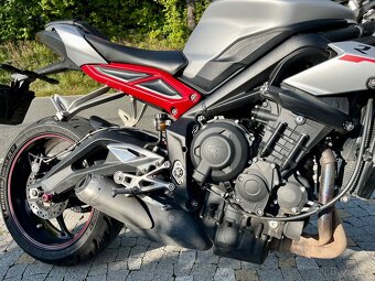 Triumph Street Triple R 765 - střibrný, 2018 - 6
