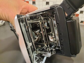 Prodám videokameru Panasonic NV-RZ17 - 6