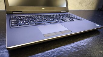profi DELL Precision 7540 s Xeonem a nVIDIA RTX3000 - 6
