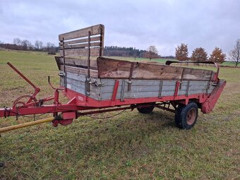 Rozmetadlo hnoje KRONE - 6