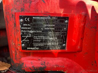 Bagřík KOMATSU PC16R-3HS - 6