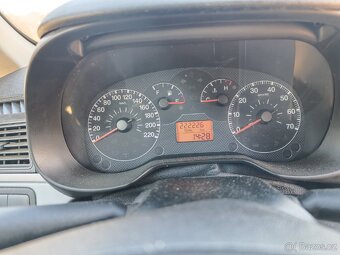 Fiat Grande Punto 1.2 8V - 6