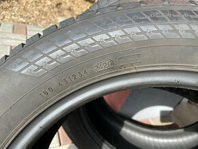 Pneu zimní Nokian Tyres 215/55R17 - 6