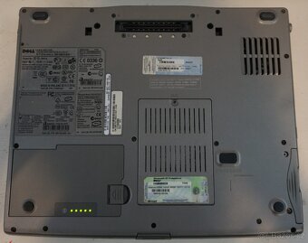 Dell Laditude D520 - 6