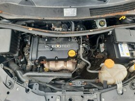 opel corsa D 1.2 16v 59kr - 6