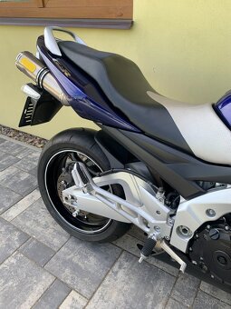 Suzuki GSR 600 - 6