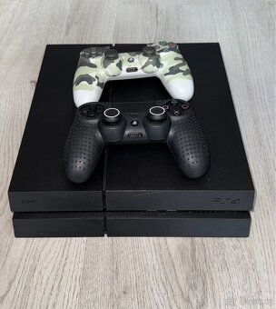 ps4 1TB - 6