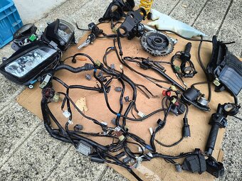 Náhradní díly Cbr 1000rr 2004-05 - 6