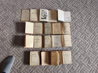 Červená knihovna - 6