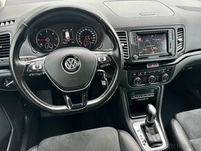 Volkswagen SHARAN 2.0 TDi DSG HIGHLINE LED NAVI KAMERA TAŽNÉ - 6