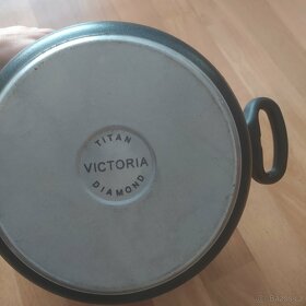 Titanovy naparovaci hrnec Victoria prumer 20 cm - 6