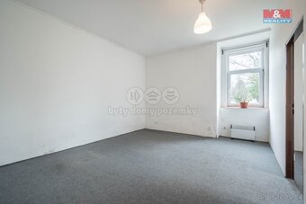 Prodej rodinného domu, pozemek 882 m², Kmetiněves - 6