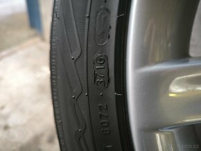 Dvourozměrné pneu Nokian R19 - 6