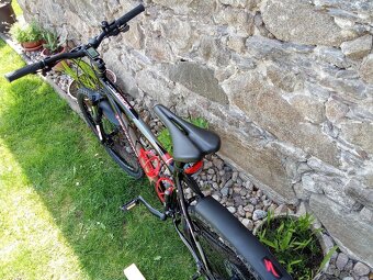 Horské kolo Specialized Hardrock, 8.900,- Kč - 6