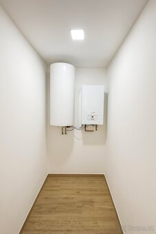 Pronájem rodinného domu 3+kk (120 m²) s dvorkem – Oslavany - 6
