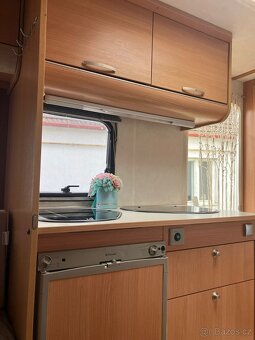 Adria Altea 390 – ľahký obytný príves do 1000kg so solárom - 6