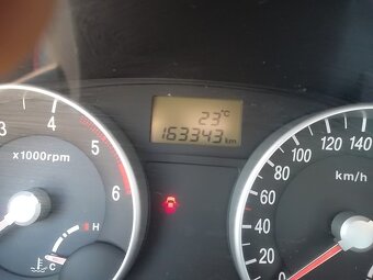 hyundai accent 1.5diesel stk březen 2027 r.v.2010 - 6