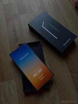 Samsung Galaxy S25 Ultra 256GB černý - 6