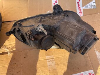 VW Golf V / Jetta – přední světlomety, - 6