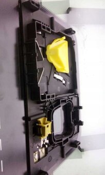 Mercedes třídy C W205 čelní sklo - 6