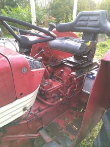 Malotraktor 4x4 s hydraulikou - 6