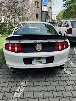 Ford Mustang GT 5,0 - 6